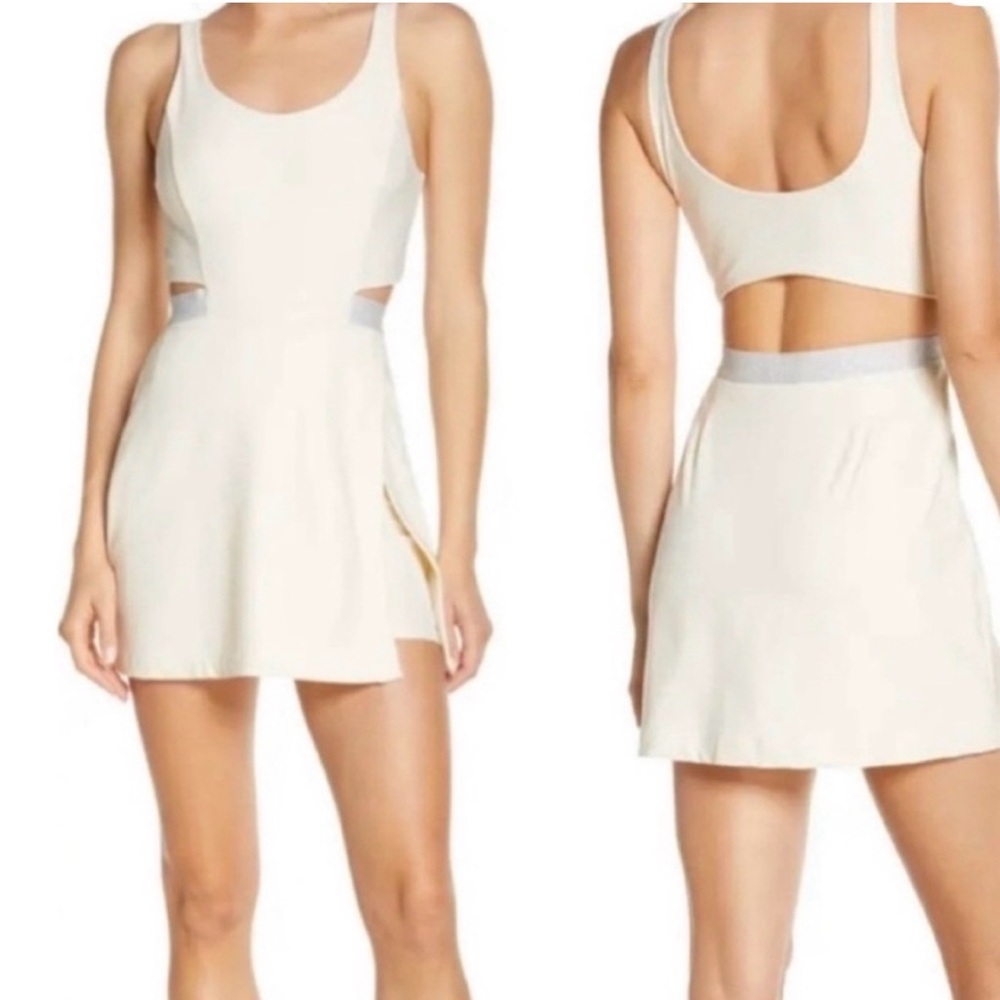 Outdoor Voices Court Dress Xl Cream Tennis Dress Built In Shorts